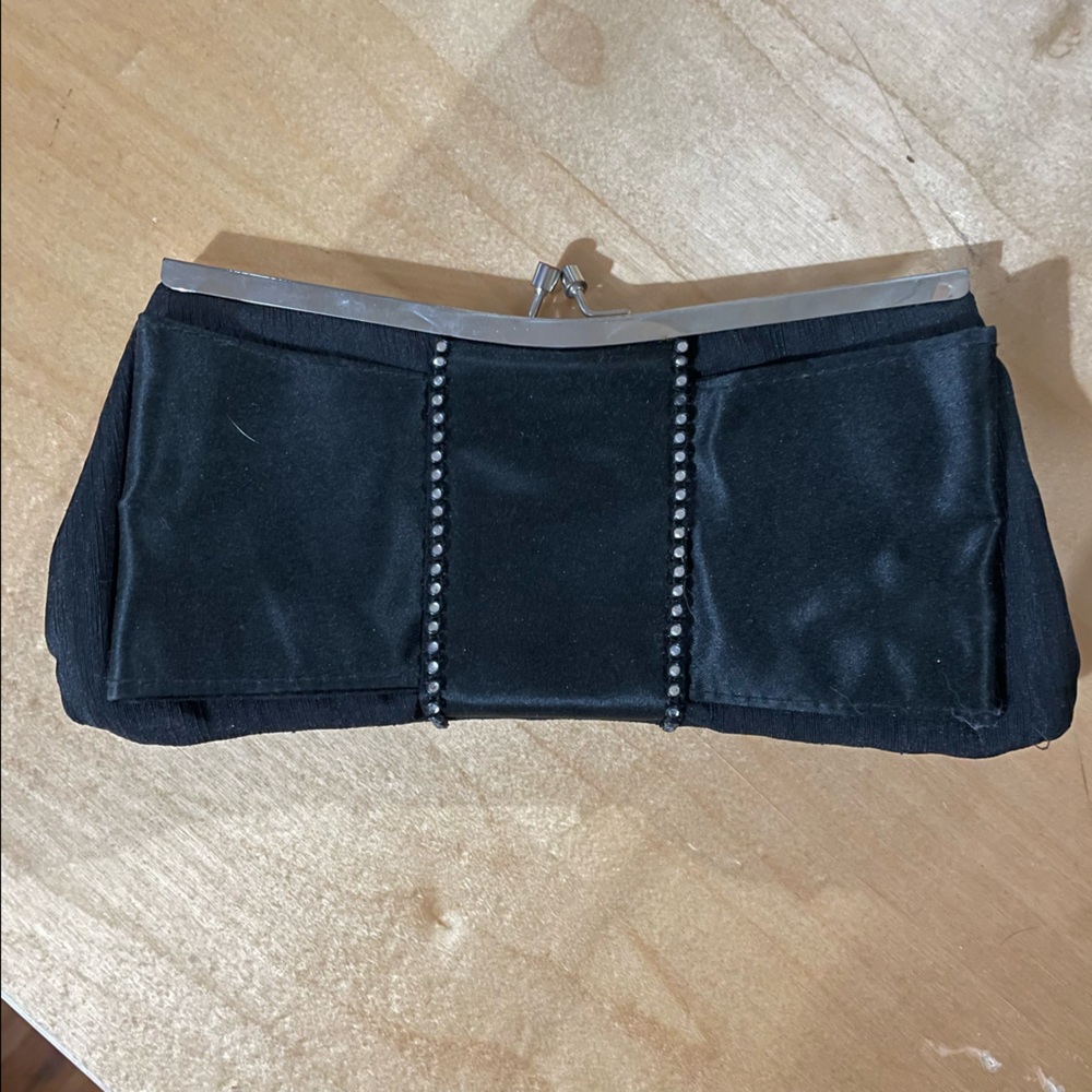 Black Clutch